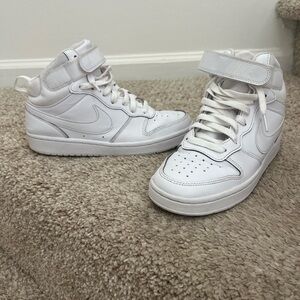 Nike Court Borough Size Youth 4